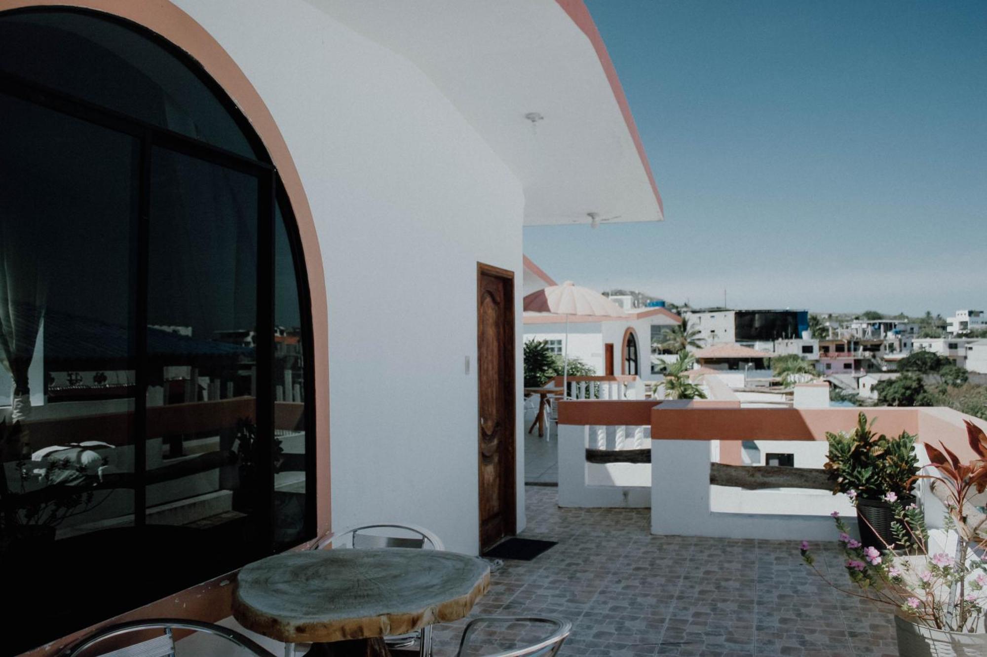 فندق Casa De Nelly بويرتو بكويريزو مورينو المظهر الخارجي الصورة