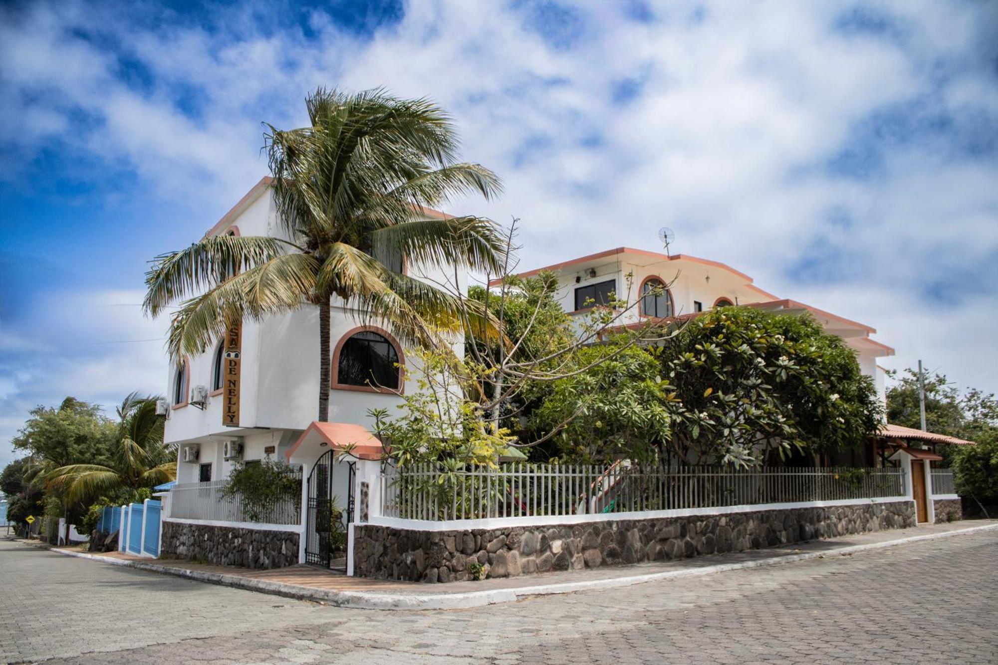 فندق Casa De Nelly بويرتو بكويريزو مورينو المظهر الخارجي الصورة